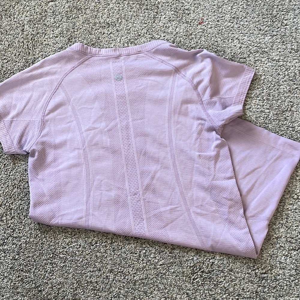 Lululemon tech swiftly lavender size 6